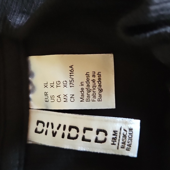 Womans Black Crop Sweater Xl - Picture 2 of 2